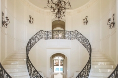 crema-marfil-marble-staircase