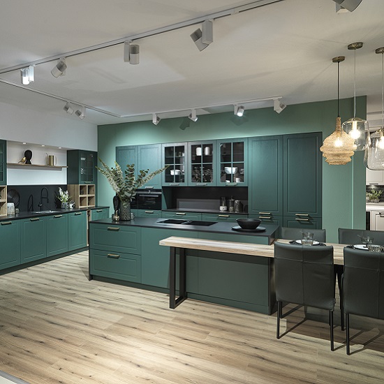 Sapienstone Noir green kitchen