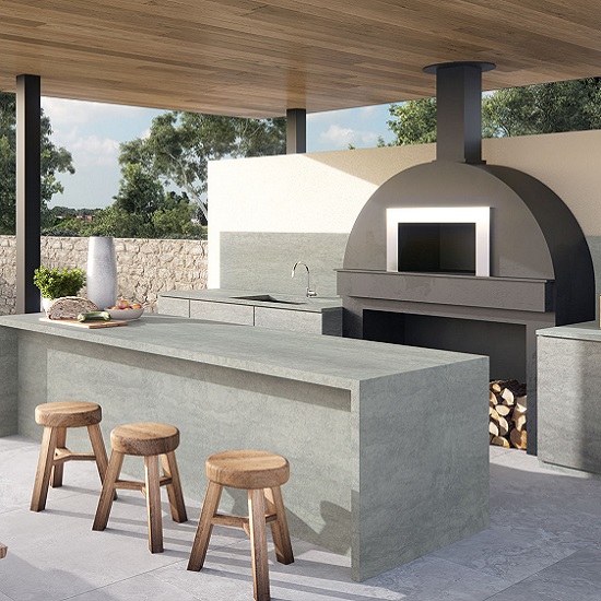 Caesarstone Aluminous outdoor kitchen