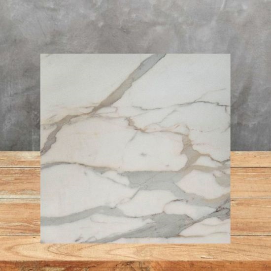 an image of Calacatta Bettogli marble