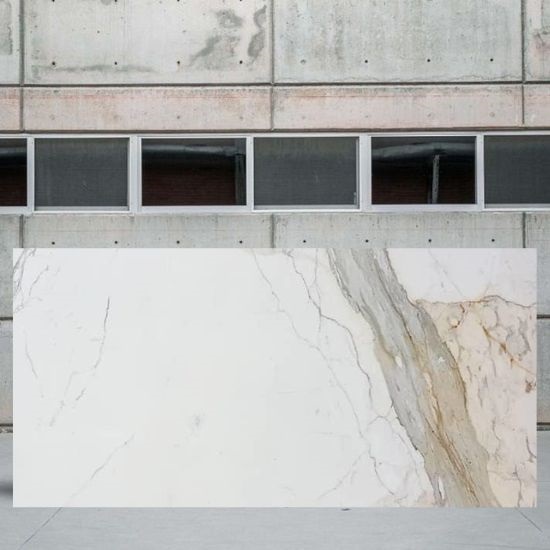 an image of a Calacatta Bettogli marble slab with gold veins