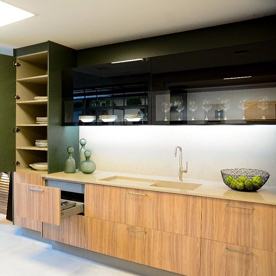 a modern kitchen with Technistone Crystal Royal quazrt worktops