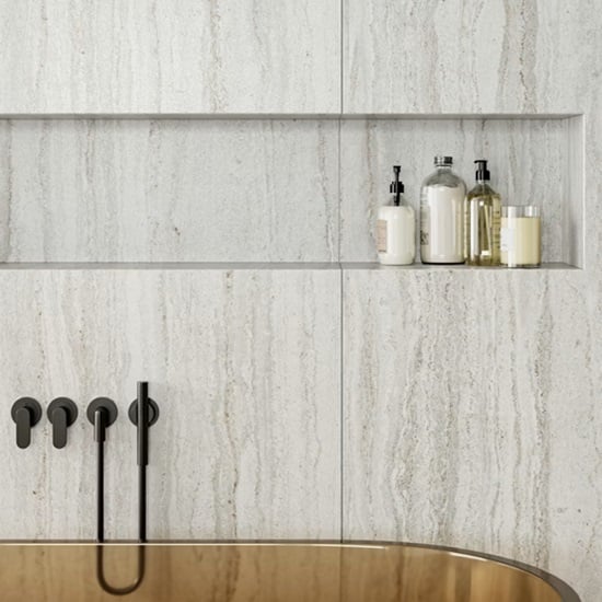 a bathroom wall and a niche cladded in Dekton Trevi porcelain