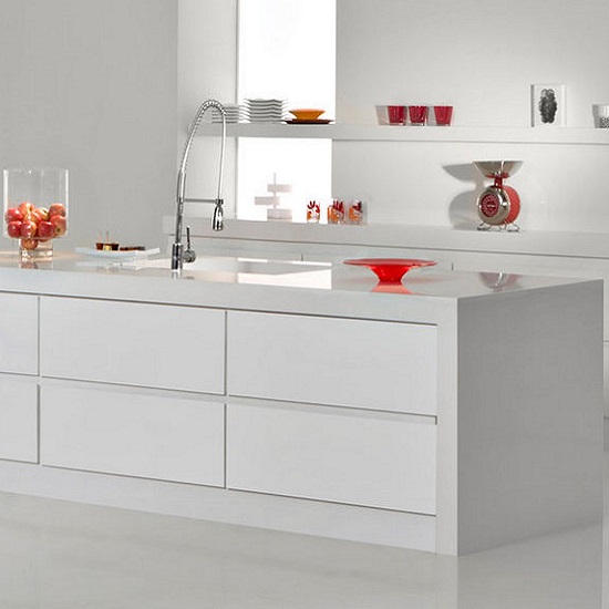 Caesarstone Snow kitchen