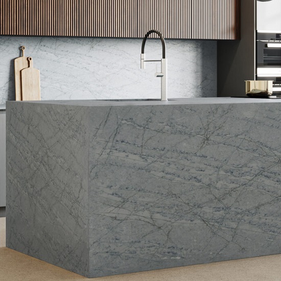 CRL Quartz Cristallo Platino kitchen