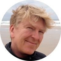 Trond Wilhelmsen smiles post his custom oval quartz worktop setup in London.